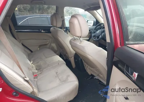 2011 Kia Sorento Lx z USA, uszkodzony, nr VIN 5XYKT3A14BG041608